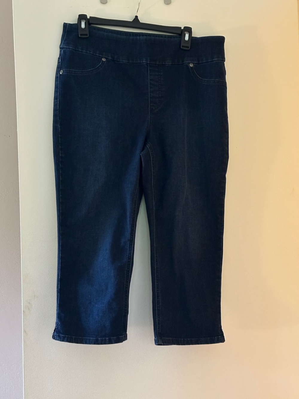 76. Chico’s Perfect Stretch Soft Jegging Capri